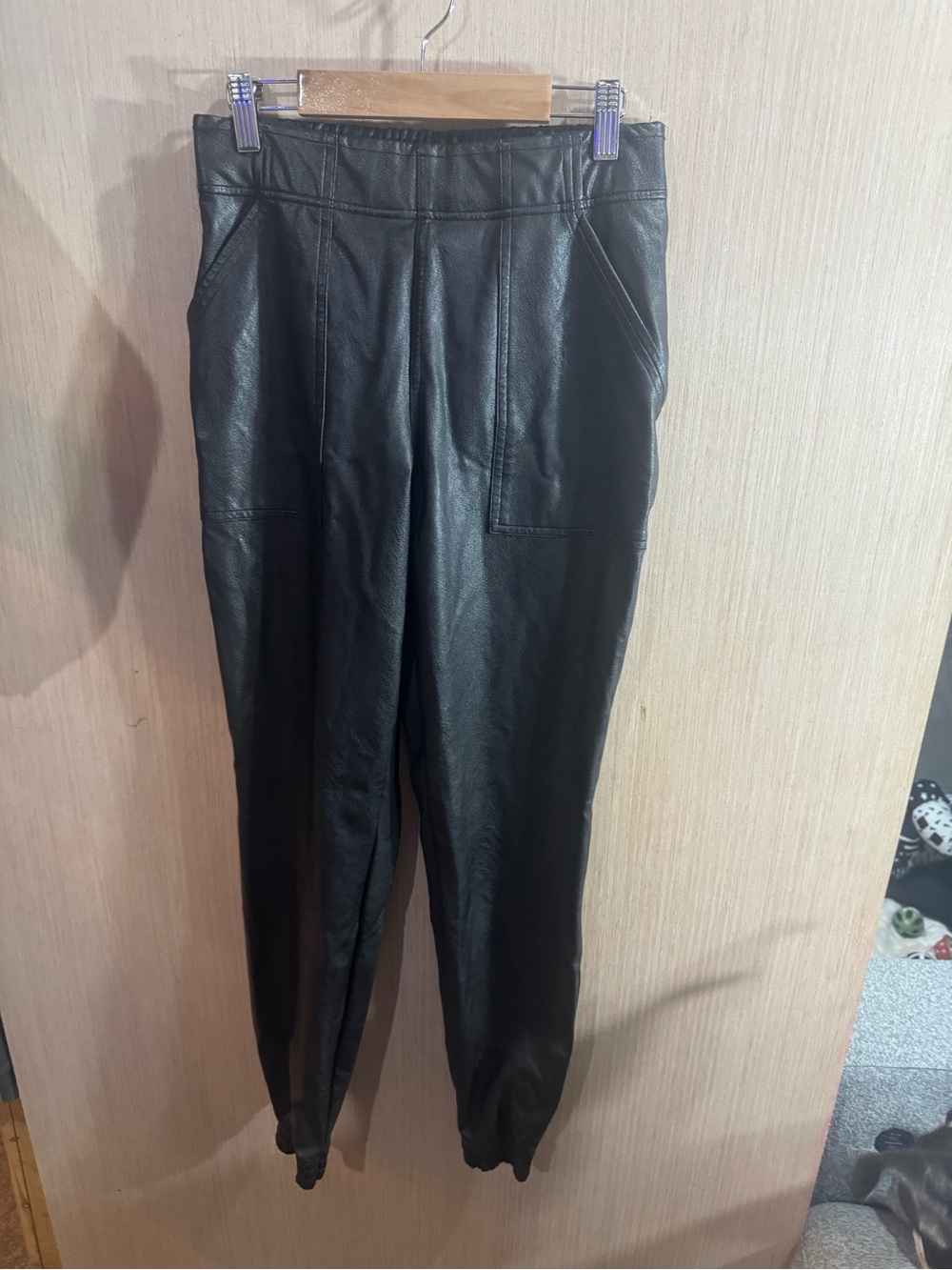 Women’s SPANX Black Faux Leather Jogger Pants Size Small